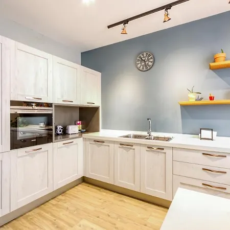A Lovely, Designer & Central 2br With Wifi By 360 Estates *