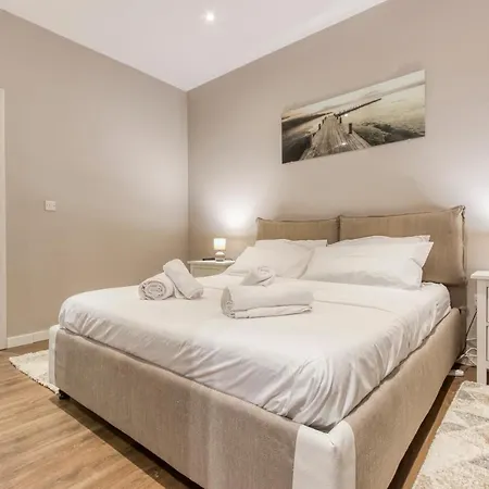 A Lovely, Designer & Central 2br With Wifi By 360 Estates Gzira