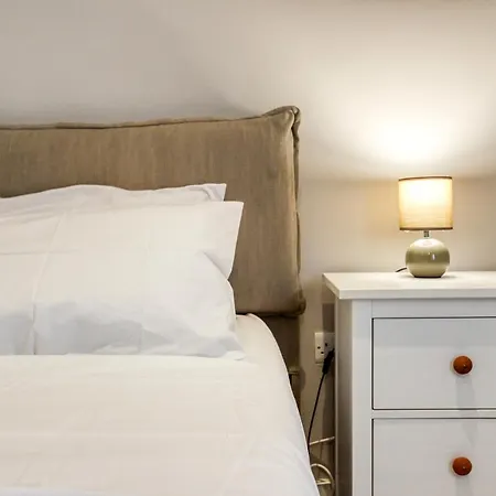 Lägenhet A Lovely, Designer & Central 2br With Wifi By 360 Estates