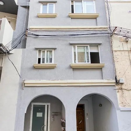 A Lovely, Designer & Central 2br With Wifi By 360 Estates Gzira